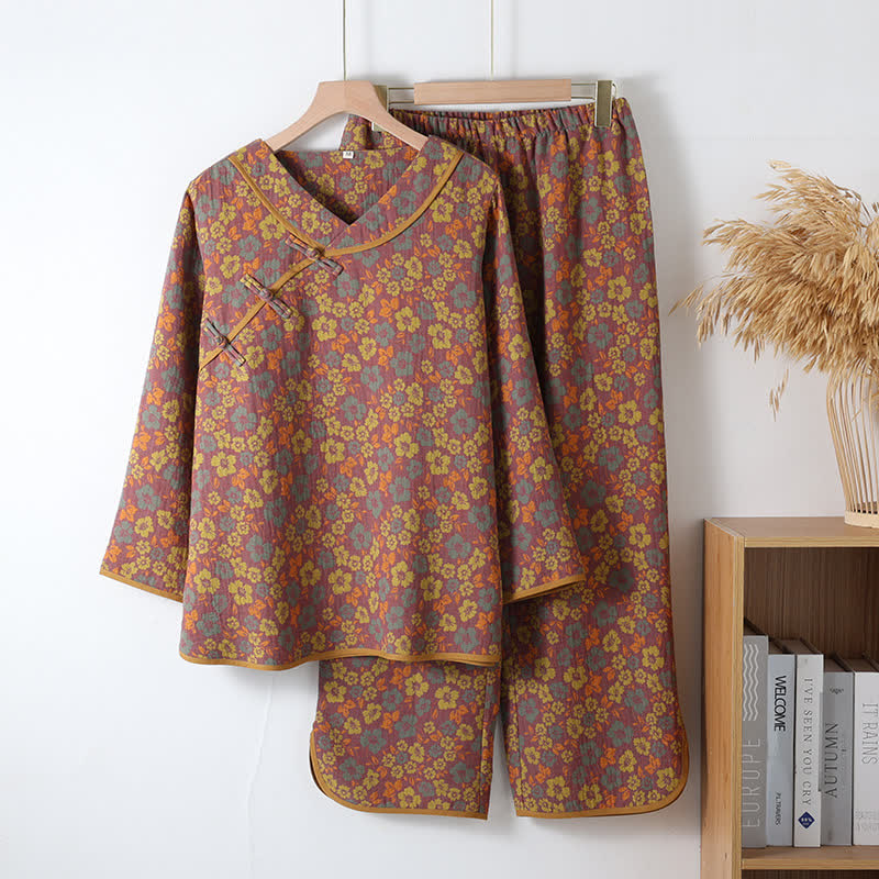 Ensemble de vêtements d'intérieur en gaze de coton fleurie avec fermeture à grenouille