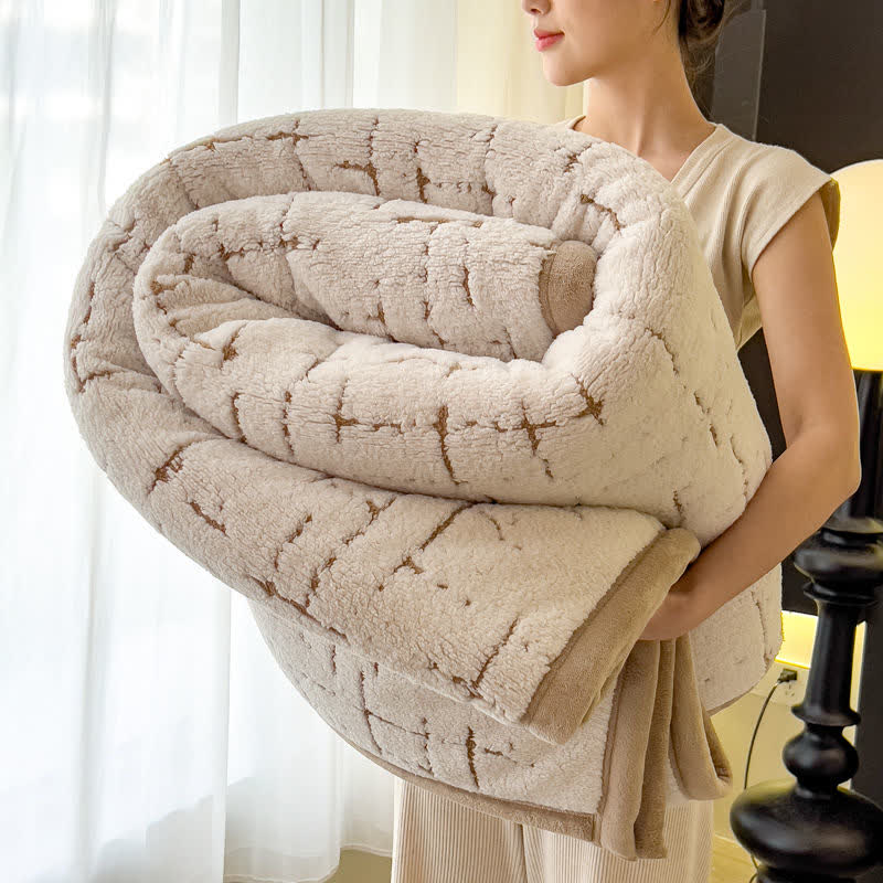 Couverture en peluche simple et moderne Ownkoti - Blanc et chameau - 200 cm x 230 cm - image 5