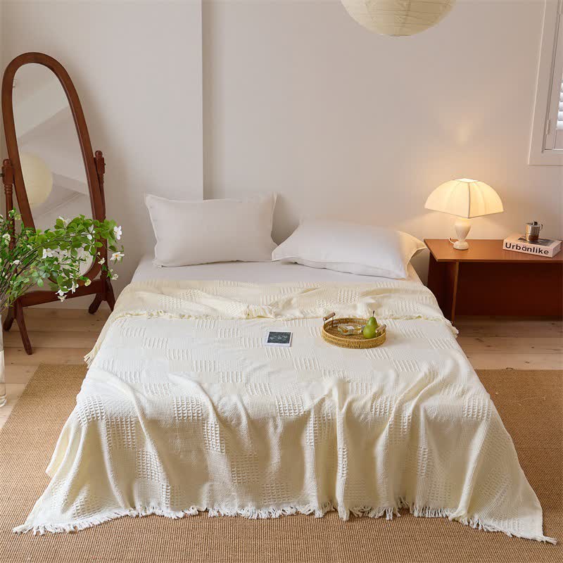 Couverture matelassée en coton avec bordure en piqué gaufré et pompons - Beige - 200 cm x 230 cm - image 13
