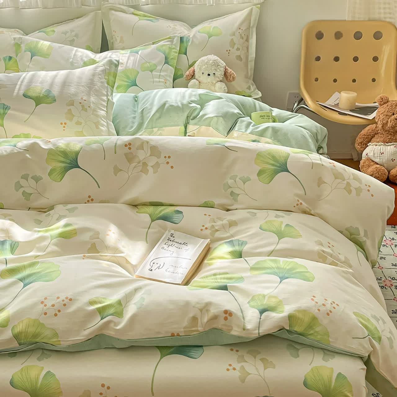 Ensemble de literie en coton avec motif de feuilles de ginkgo vert frais (4 pièces) - image 2