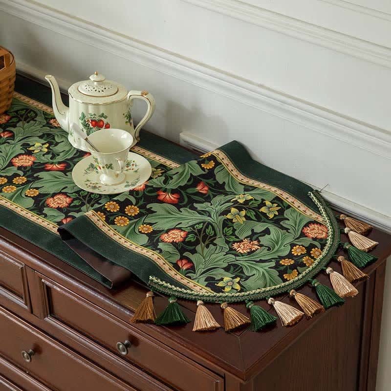 Chemin de table à motif botanique tropical et bordure à pompons - image 3