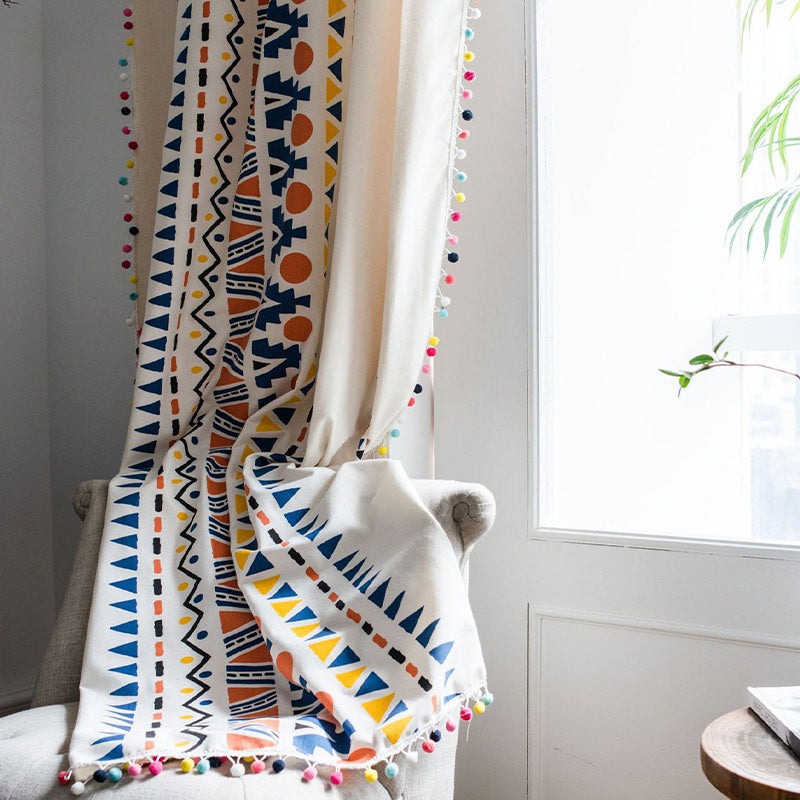 Rideau bohème Ownkoti avec motifs géométriques colorés et pompon