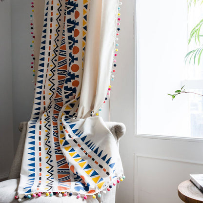 Rideau bohème Ownkoti avec motifs géométriques colorés et pompon