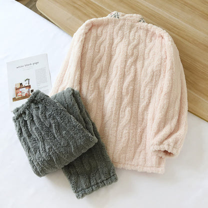 Ensemble pyjama en polaire douce avec broderie rétro