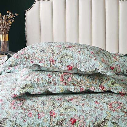 Couette florale vintage avec taies d'oreiller