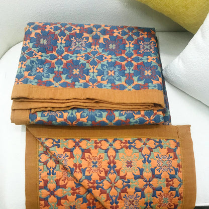 Couette en coton à six couches avec motif orange et bleu