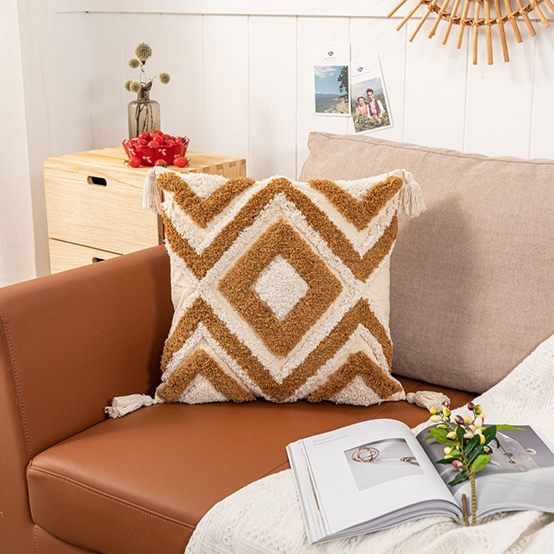 Housse de coussin Ownkoti Maroc en jacquard avec pompons