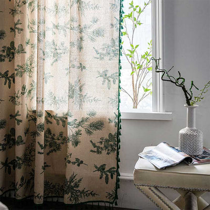 Rideau vert à pompons et motif oiseaux