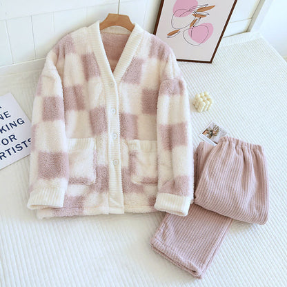 Ensemble pyjama à col en V en damier doux et moelleux