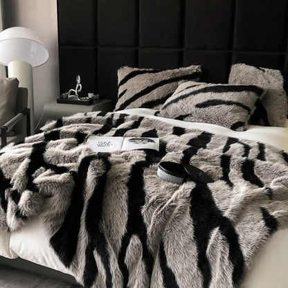 Couverture moderne en fausse fourrure à motif zèbre