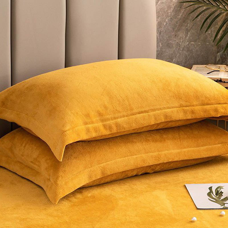 Taies d'oreiller décoratives en velours de couleur unie (2 pièces)