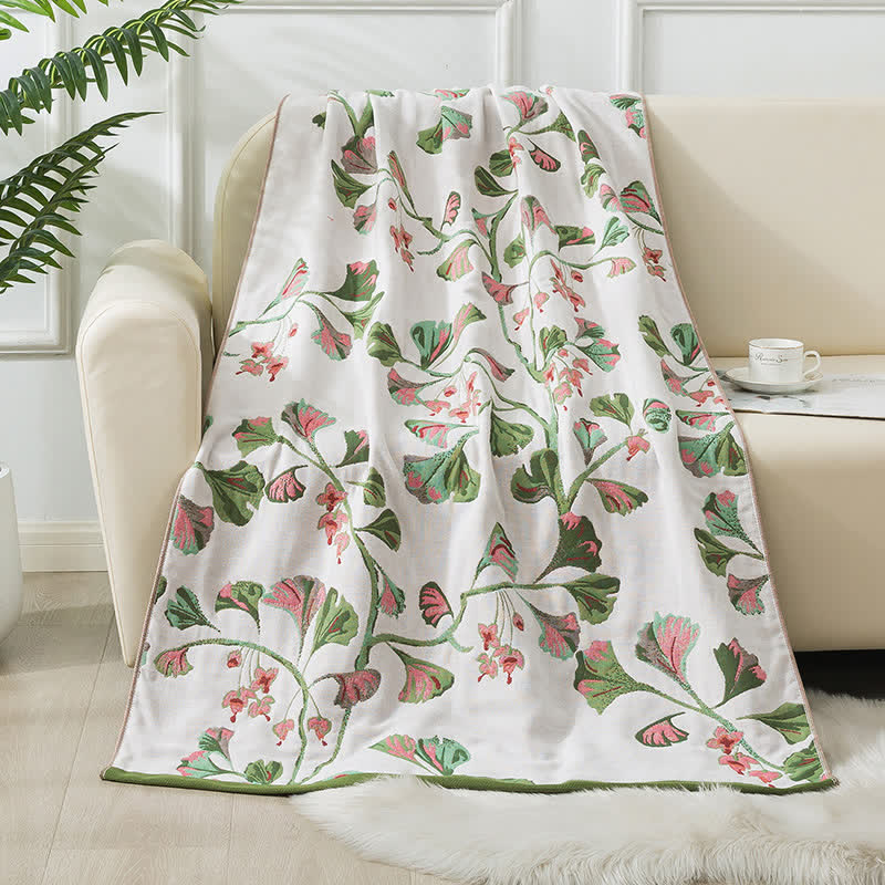 Serviette de bain en gaze de coton avec feuilles de ginkgo