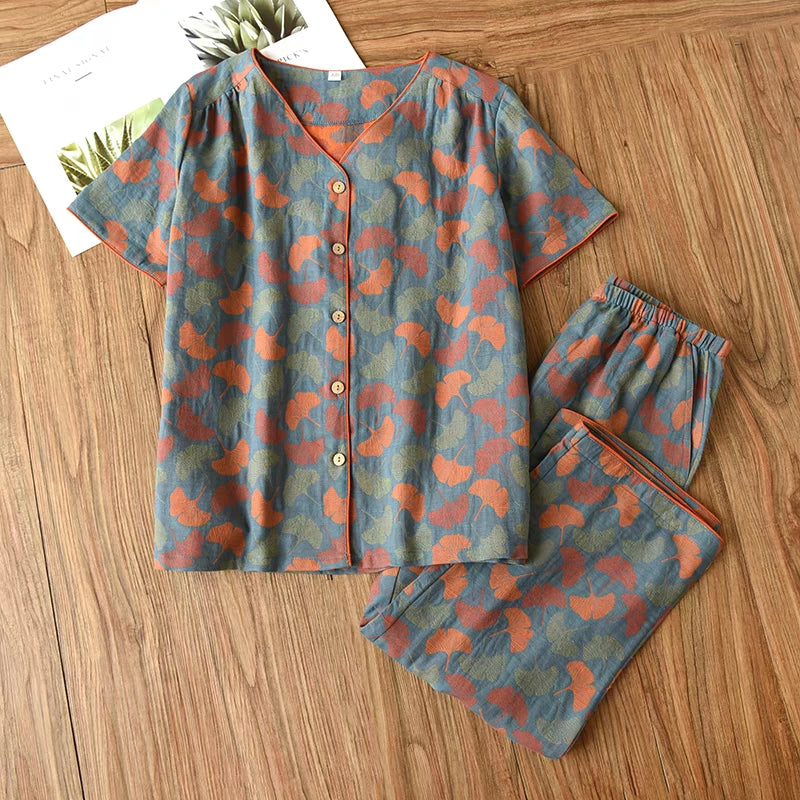 Loungewear court en jacquard avec col en V et feuilles de ginkgo - image 1
