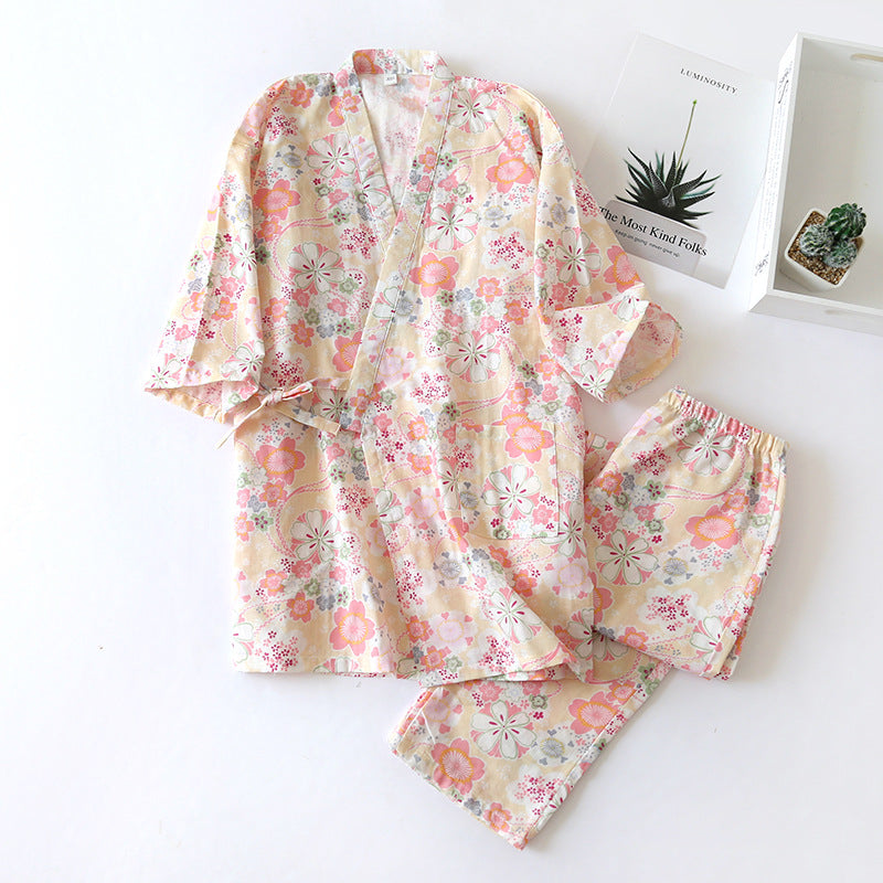 Ensemble de vêtements d'intérieur en gaze de coton avec kimono et imprimé floral
