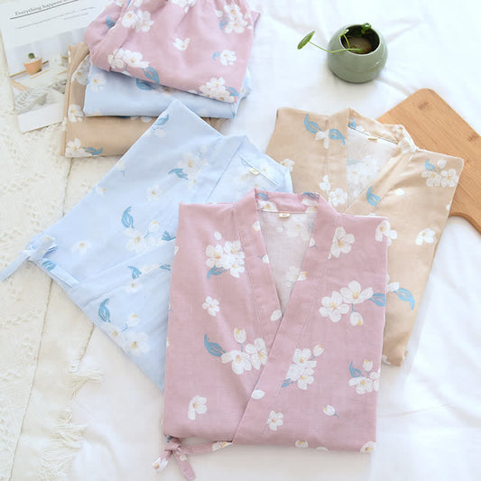 Ensemble pyjama en gaze de coton fleuri à col en V