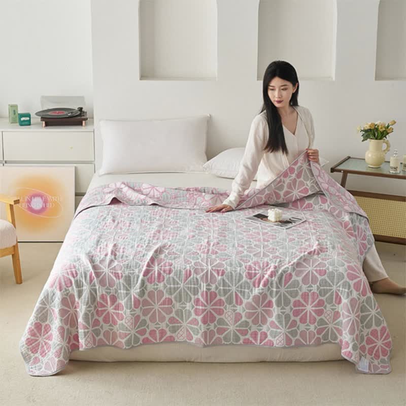 Couette d'été en gaze de coton à six couches avec motif floral