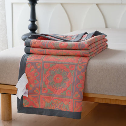 Couette luxueuse en gaze de coton avec motif floral jacquard