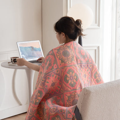 Couette luxueuse en gaze de coton avec motif floral jacquard