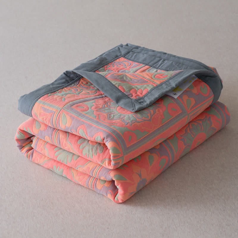 Couette luxueuse en gaze de coton avec motif floral jacquard