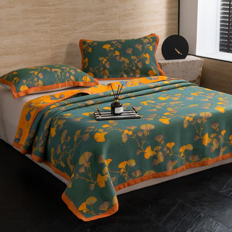 Couette luxueuse en gaze de coton avec feuilles de ginkgo