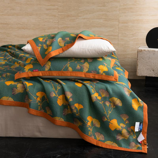 Couette luxueuse en gaze de coton avec feuilles de ginkgo