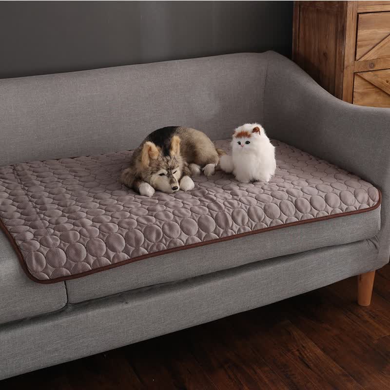 Tapis rafraîchissant d'été absorbant simple pour animaux de compagnie