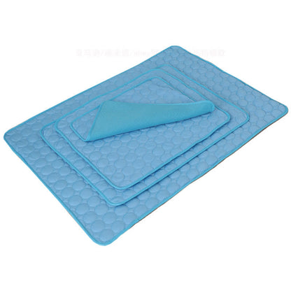 Tapis rafraîchissant d'été absorbant simple pour animaux de compagnie
