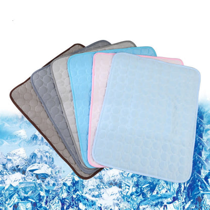 Tapis rafraîchissant d'été absorbant simple pour animaux de compagnie