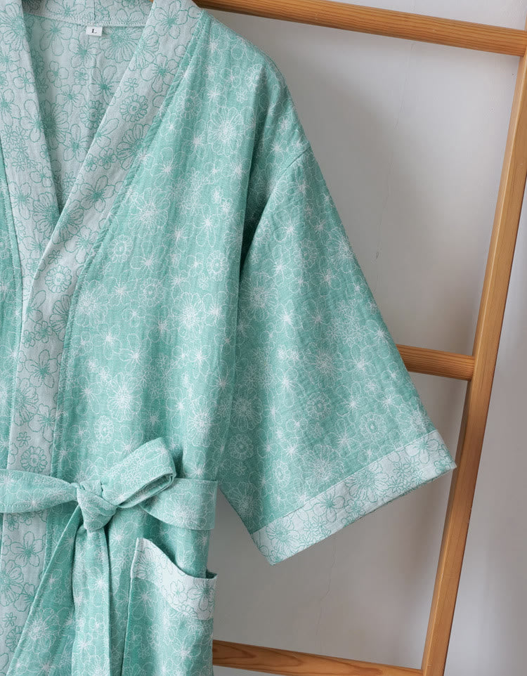 Peignoir d'été élégant en gaze de coton avec col en V
