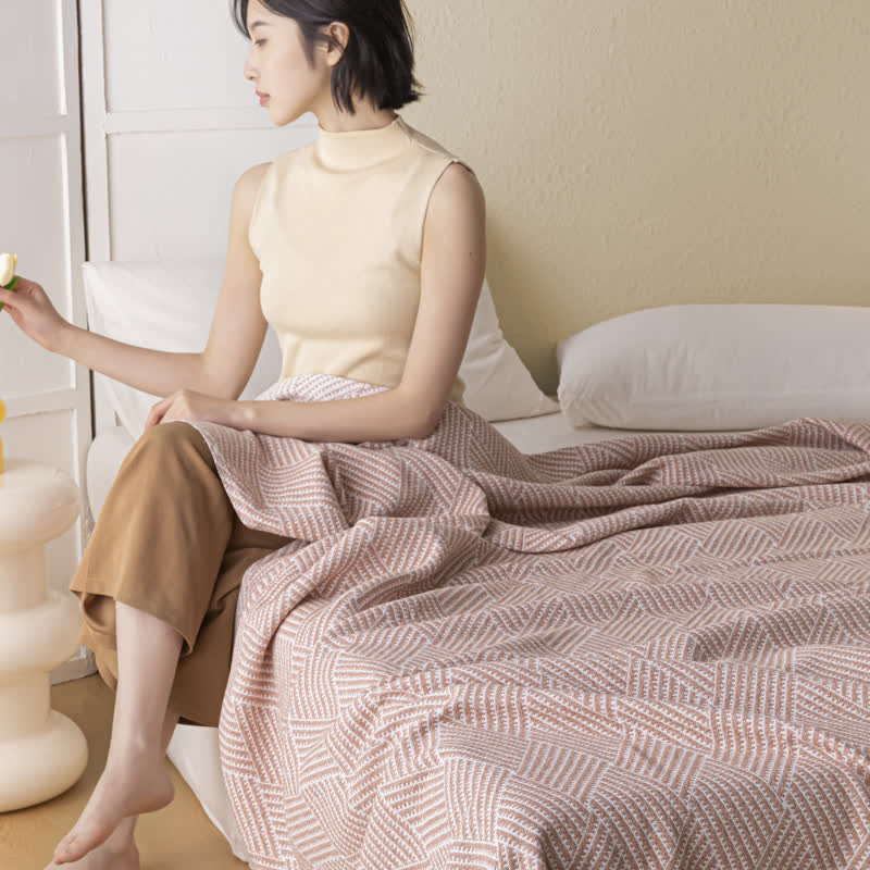 Couette douce en pur coton avec un motif de losange neutre