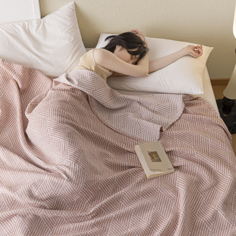 Couette douce en pur coton avec un motif de losange neutre