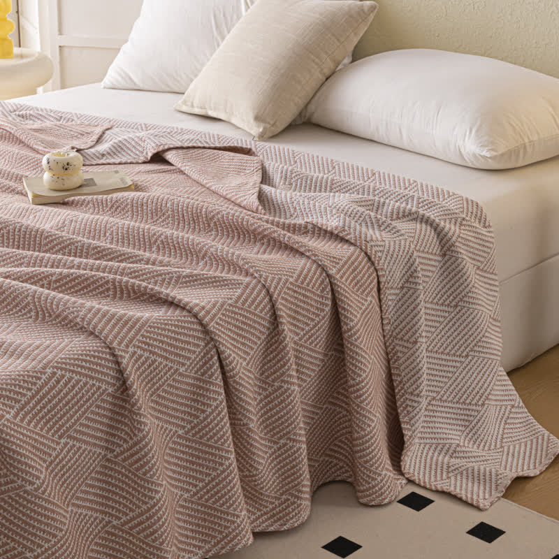 Couette douce en pur coton avec un motif de losange neutre