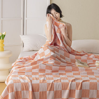Couette moderne et respirante en pur coton avec un motif à damier