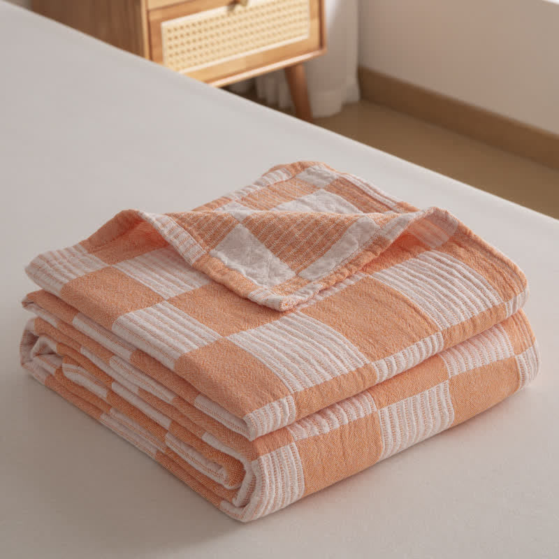 Couette moderne et respirante en pur coton avec un motif à damier
