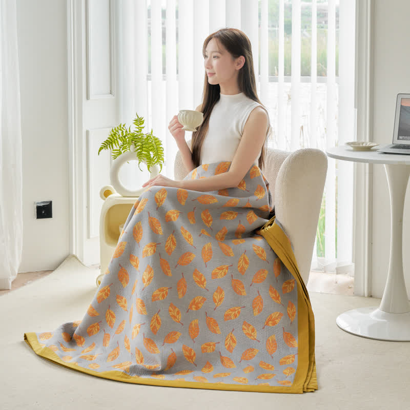 Couette légère en gaze à trois couches avec motif de feuilles