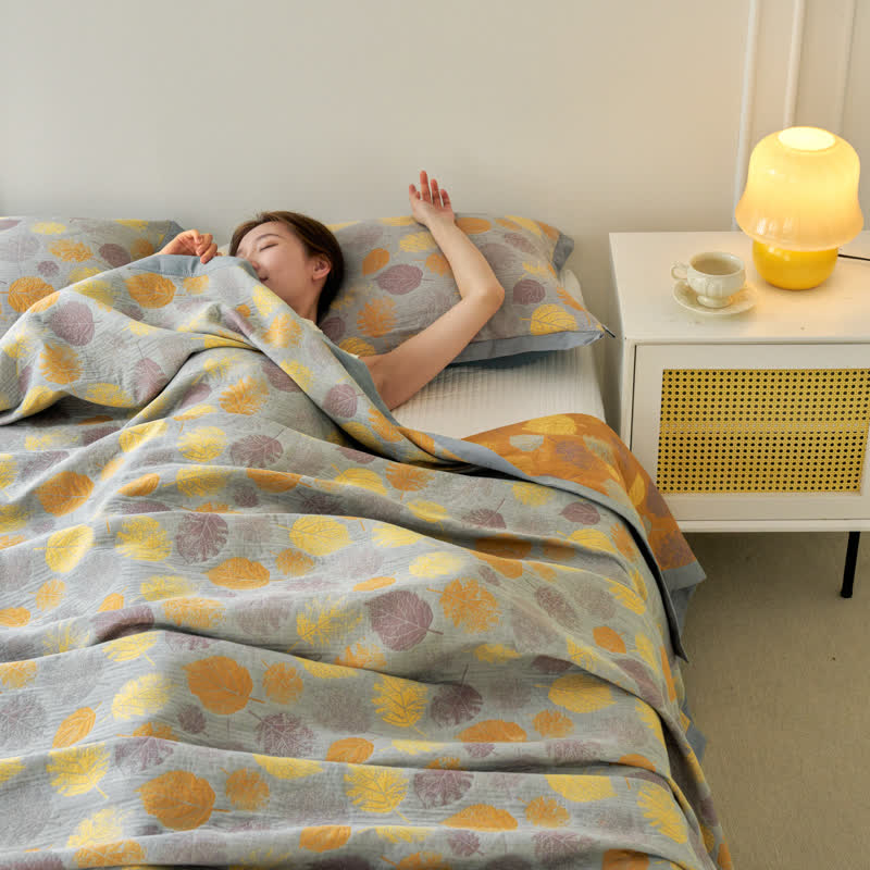 Couette réversible en gaze de coton jacquard à motifs de feuilles