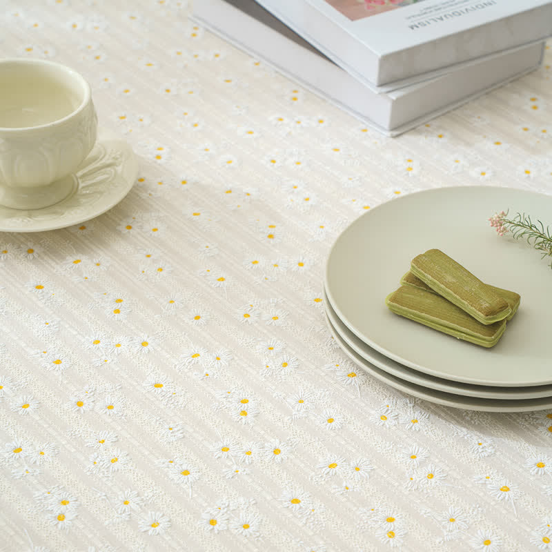 Nappe décorative en coton avec motif de marguerites pastorales