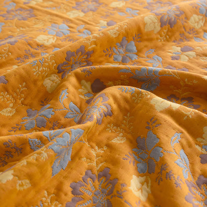 Couverture fonctionnelle respirante avec gaze à trois couches et motif floral