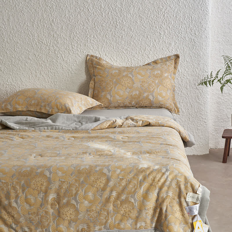 Collection de linge de lit en gaze de coton neutre à motif floral