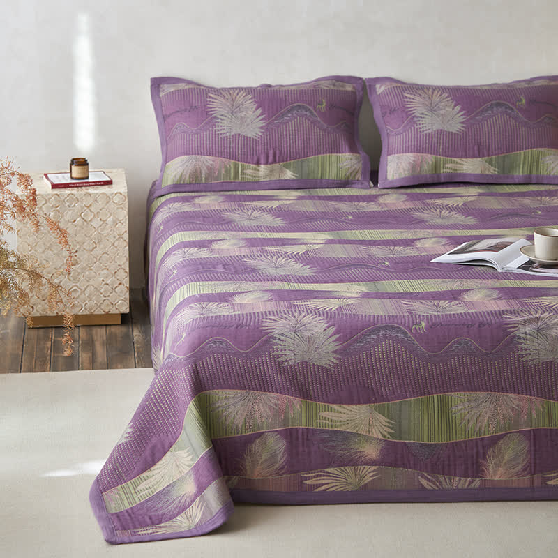 Couette confortable avec gaze double épaisseur et motif de feuilles rétro