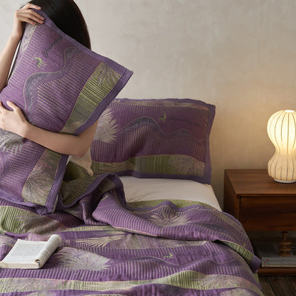 Couette confortable avec gaze double épaisseur et motif de feuilles rétro