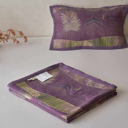 Couette confortable avec gaze double épaisseur et motif de feuilles rétro