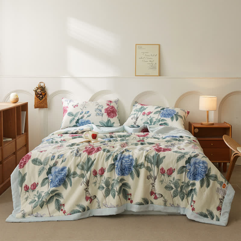 Couette luxueuse et douce en gaze de coton avec motif pivoine