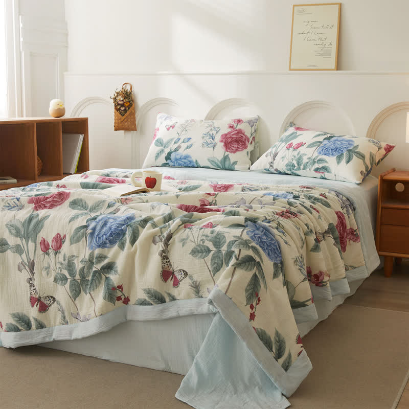 Couette luxueuse et douce en gaze de coton avec motif pivoine