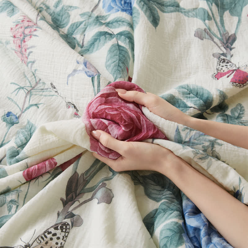 Couette luxueuse et douce en gaze de coton avec motif pivoine