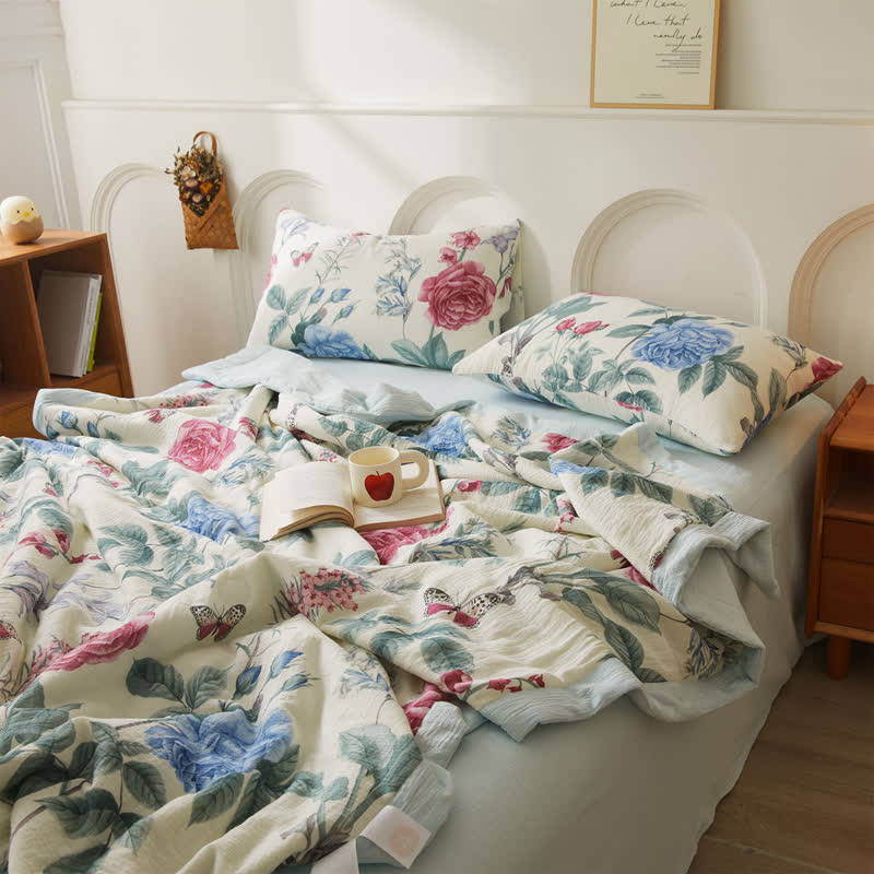 Couette luxueuse et douce en gaze de coton avec motif pivoine