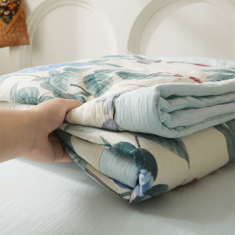 Couette luxueuse et douce en gaze de coton avec motif pivoine