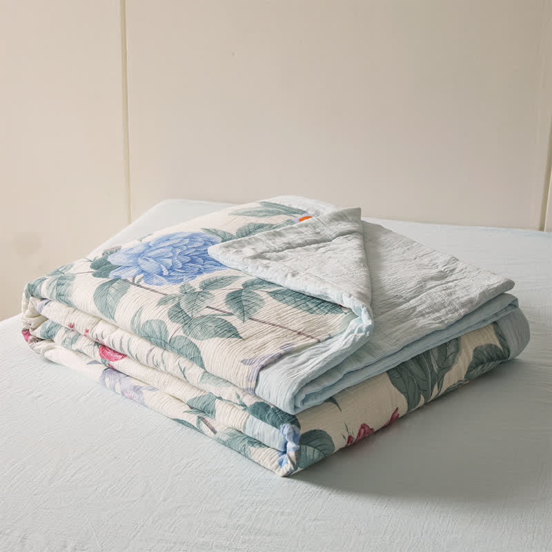 Couette luxueuse et douce en gaze de coton avec motif pivoine