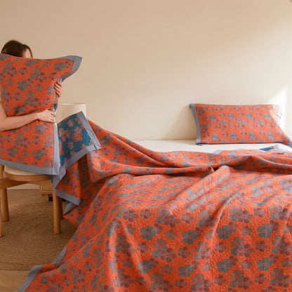 Couette en gaze de coton à trois couches avec fleurs en fleurs