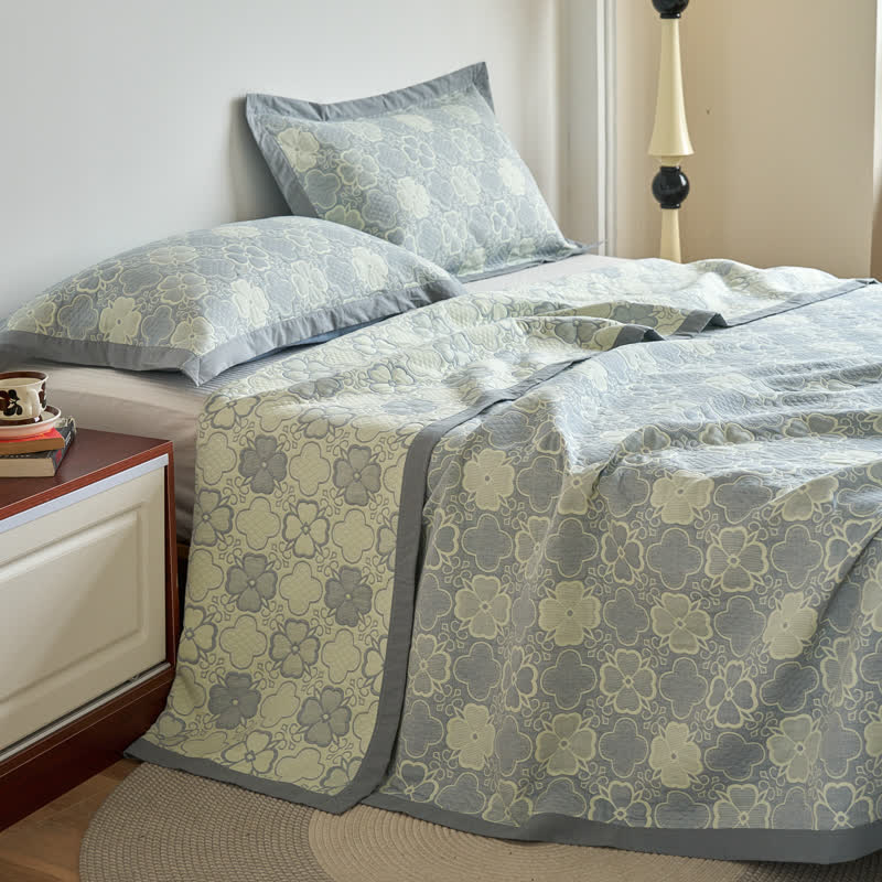 Couette d'été en gaze de coton avec trèfle à quatre feuilles